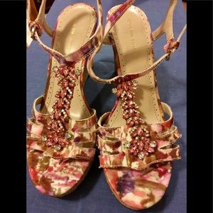 Adrienne Vittadini Floral Sandal Wedges Sz 7.5